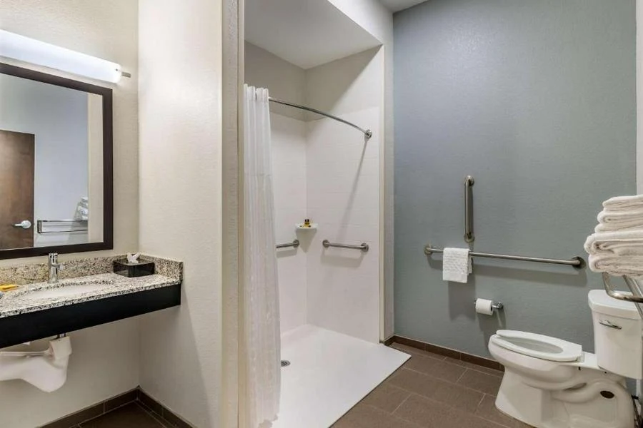 Best Western interior painting project photo 5